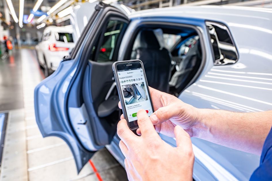 BMW GenAI4Q AI system