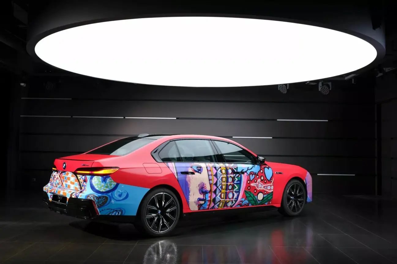 BMW i7 Art Car Lee Kun-Yong