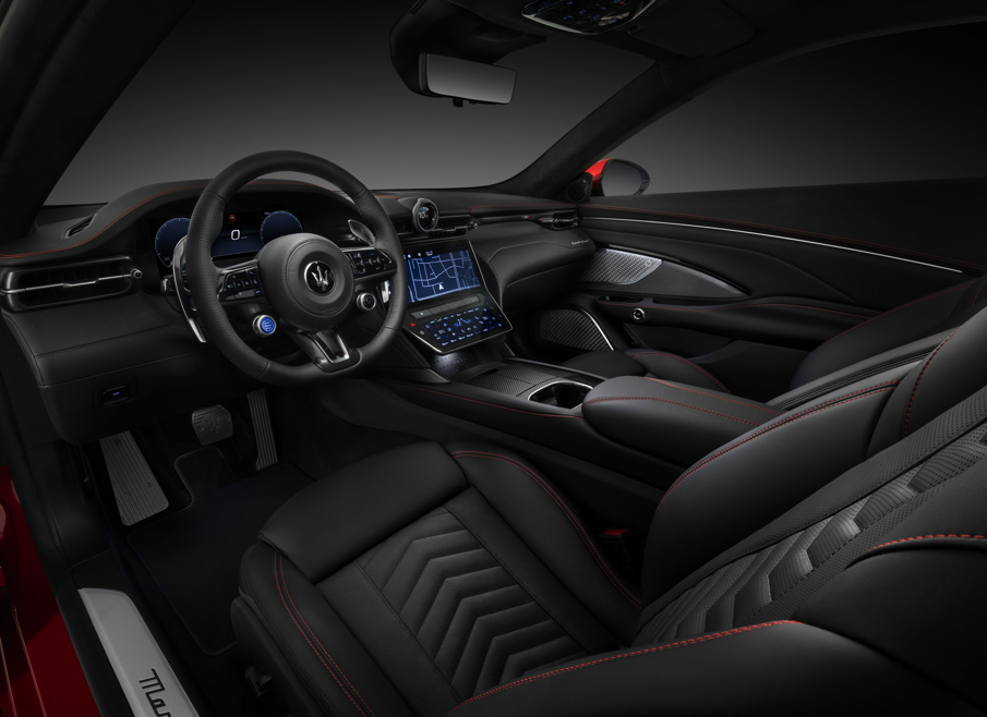 Maserati GranTurismo interior