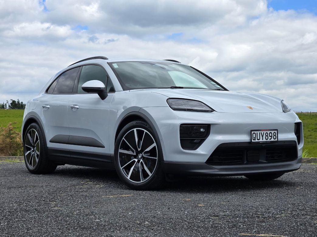 Porsche Macan Electric