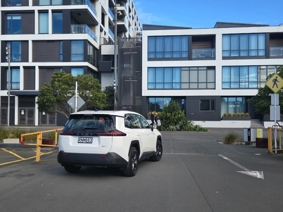 Toyota RAV4 GX FWD.