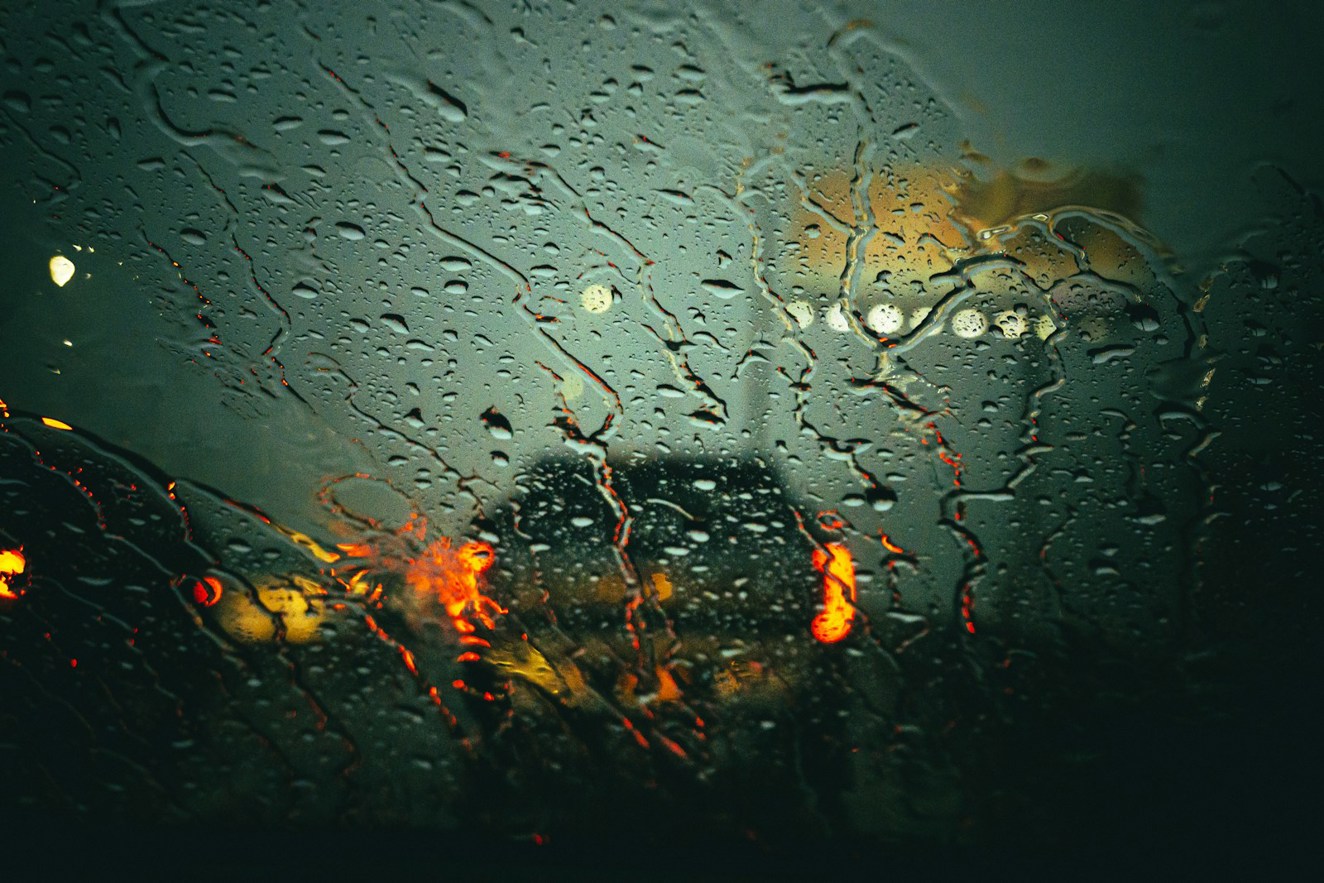 How to manage your speed in variable weather