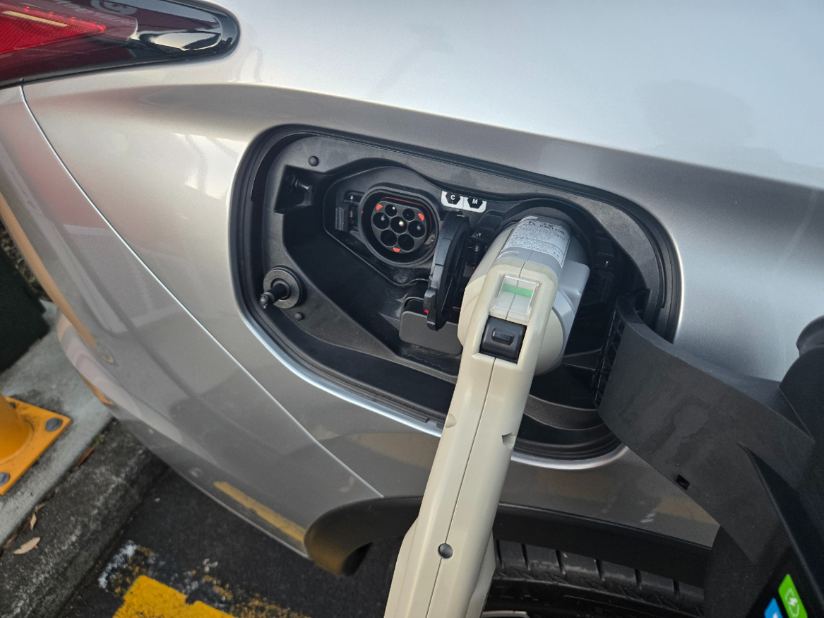 Mitsubishi Outlander PHEV VRX.