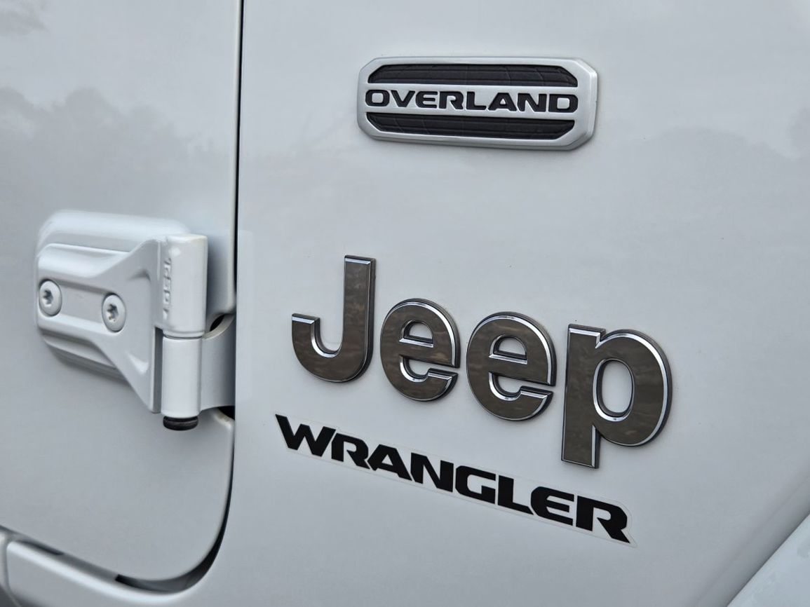 Jeep Wrangler Overland 2.0 turbo.