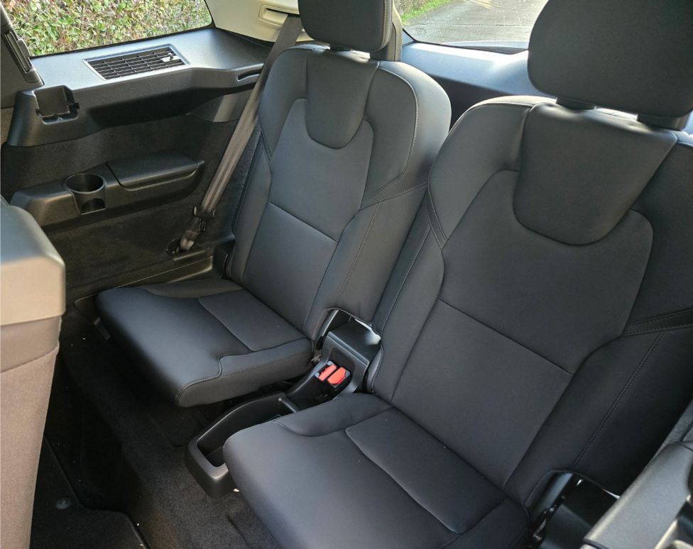 Volvo XC90 B5 Plus.