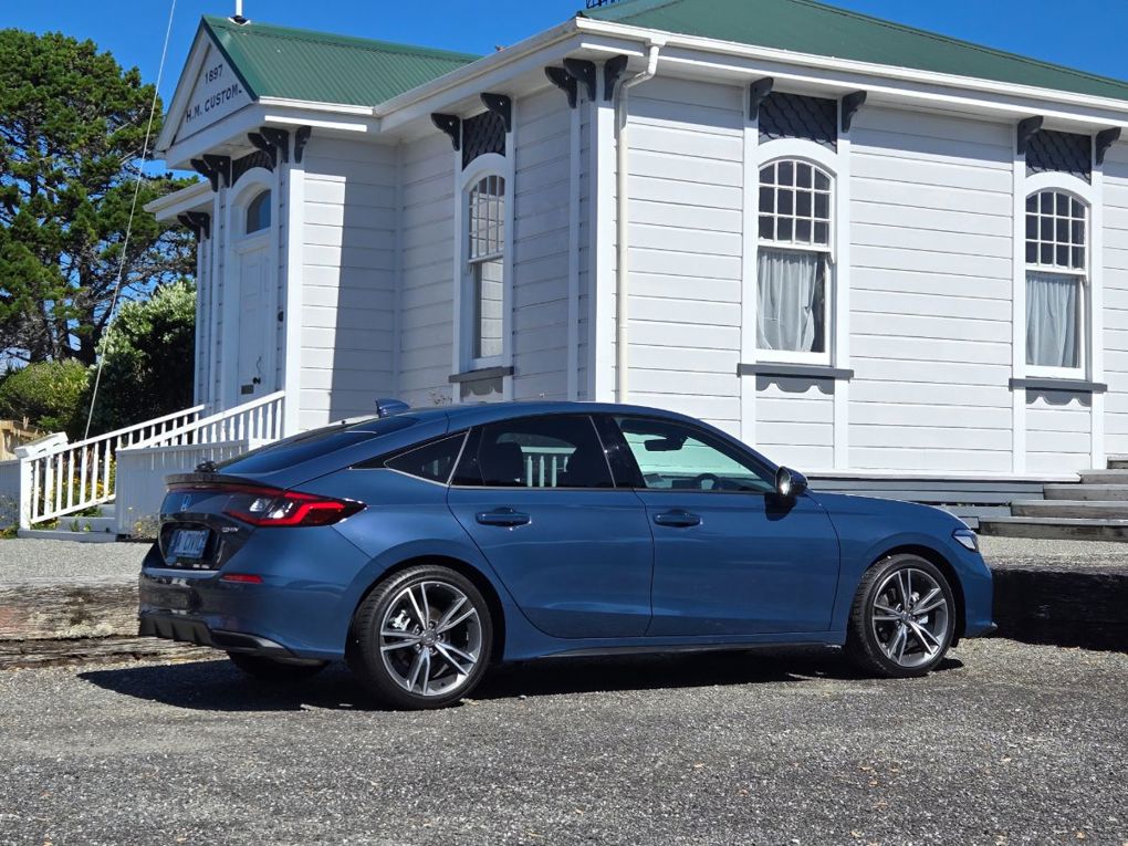 Honda Civic SR e:HEV hybrid.