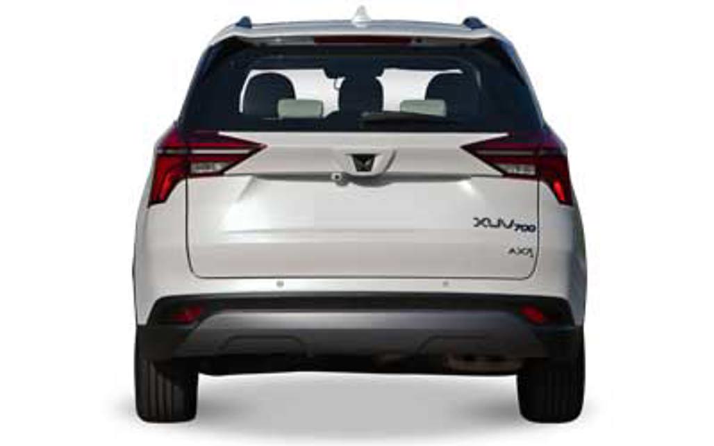 MAHINDRA XUV700 2025 5-Door SUV