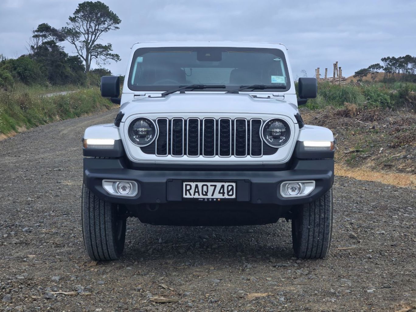 Jeep Wrangler Overland 2.0 turbo.