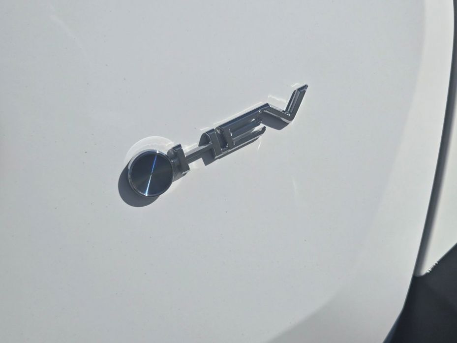 Toyota RAV4 GX FWD.