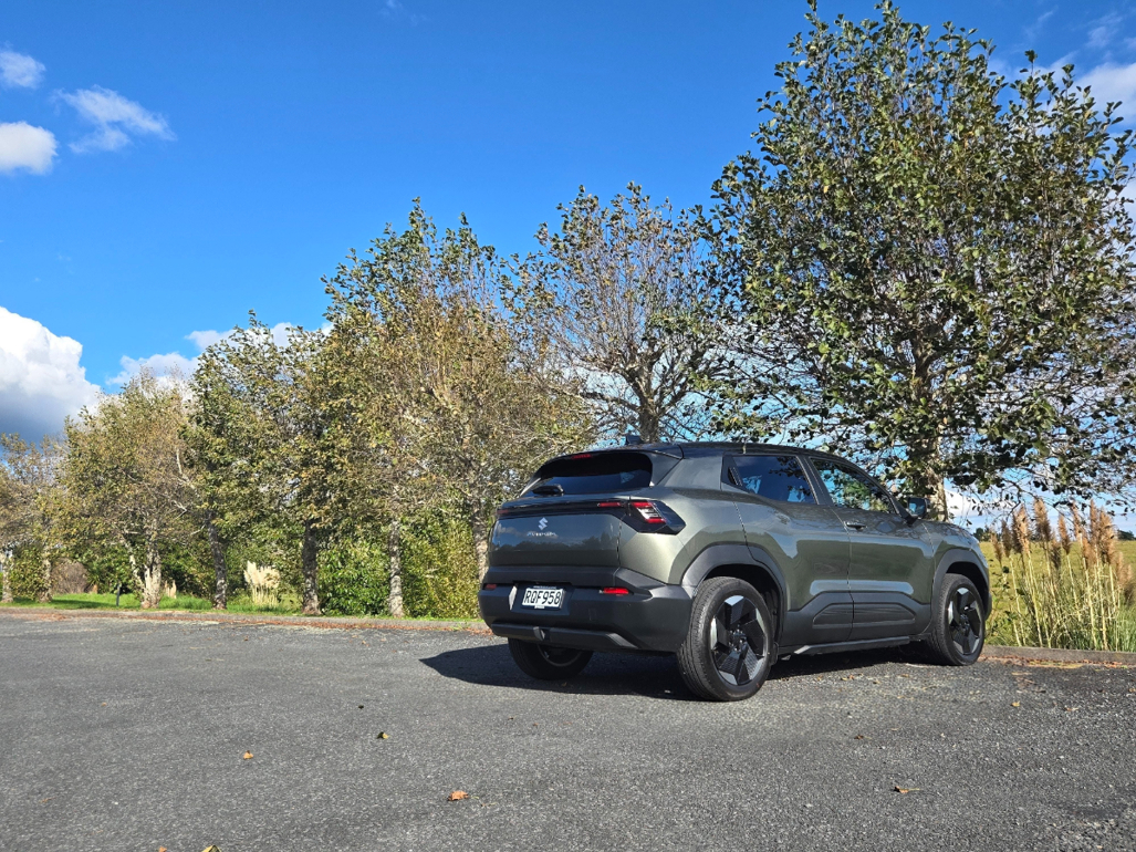 Suzuki e Vitara 2WD.