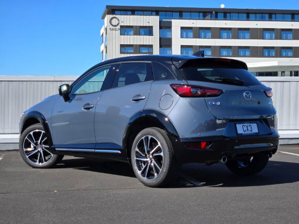 Mazda CX-3 SP20.