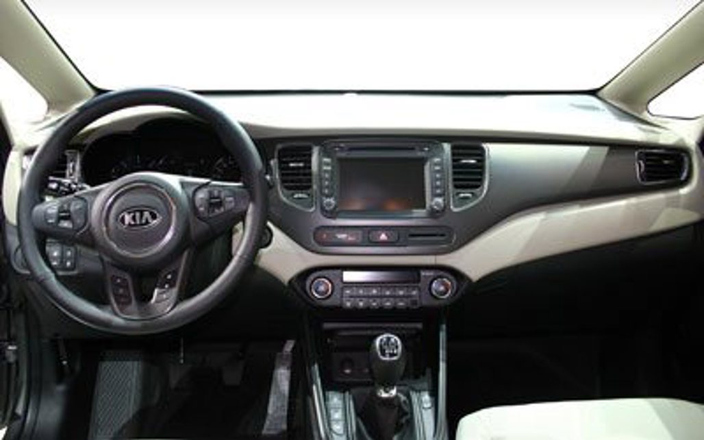 KIA CARENS 2013 5-Door People Mover