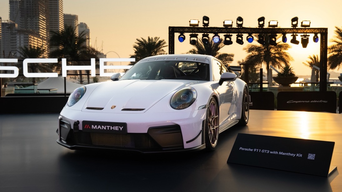 Porsche 911 GT3 Manthey Kit