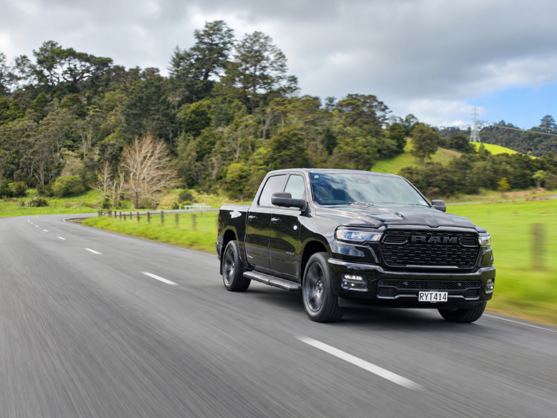 Ram 1500 Express Black Edition.