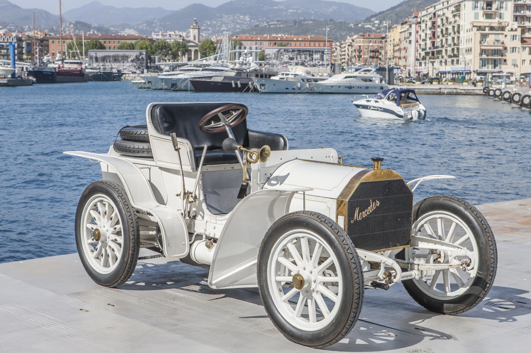 Mercedes-Benz 35 hp 125 years