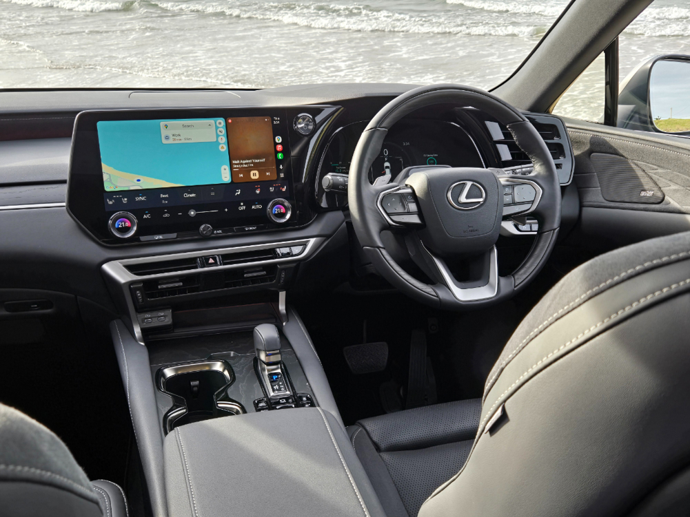 Lexus RX450h+ Limited.