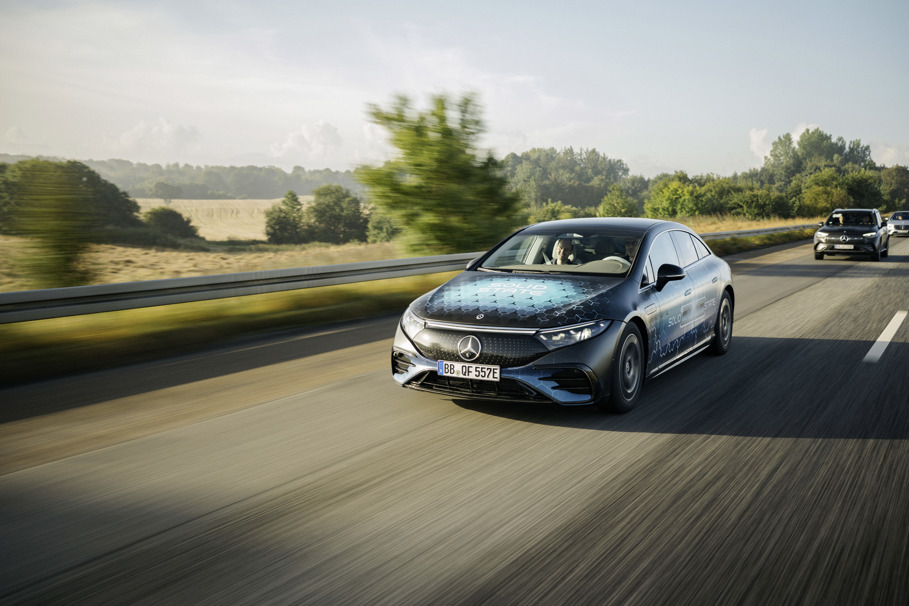 Mercedes-Benz EQS 1205km solid-state battery