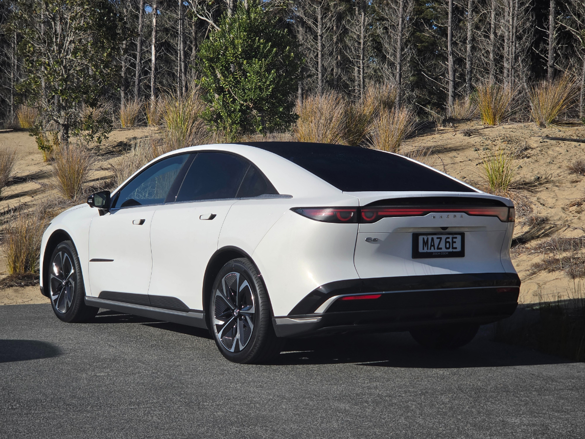 Mazda 6e.