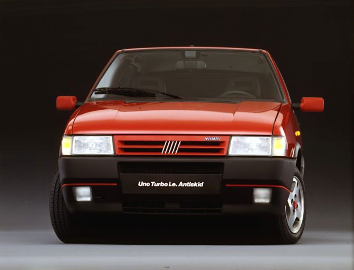 Fiat Uno Turbo i.e. (1985).