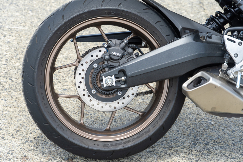 Honda CB650R E-clutch.