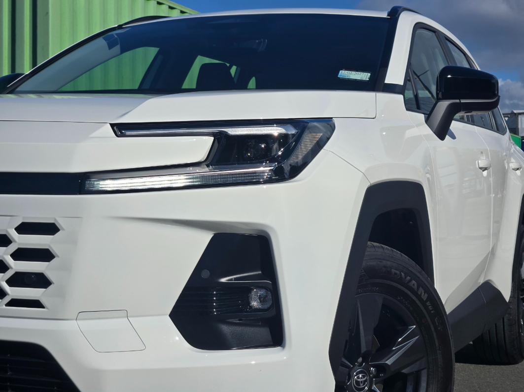 Toyota RAV4 GX FWD.