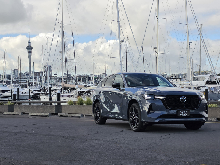 Mazda CX-60 Takami Kuro.