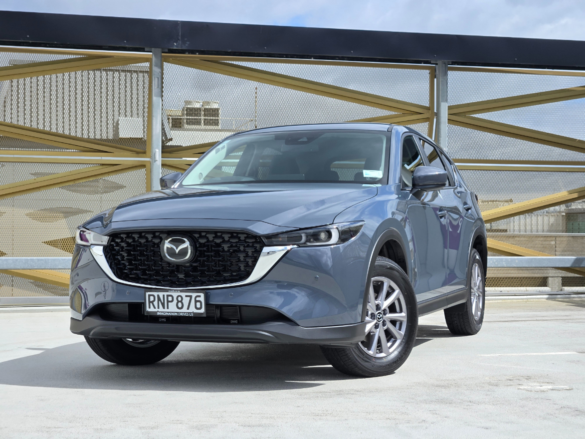 Mazda CX-5.
