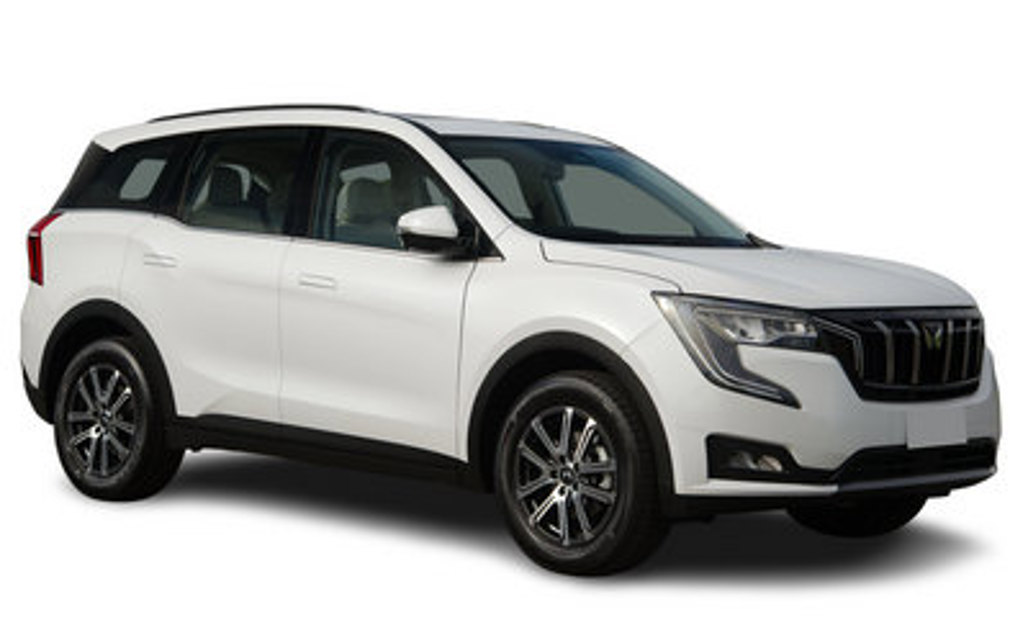 MAHINDRA XUV700 2025 5-Door SUV
