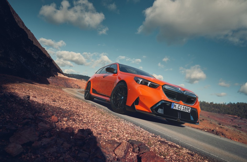 2025 BMW M5 Touring M Performance Parts