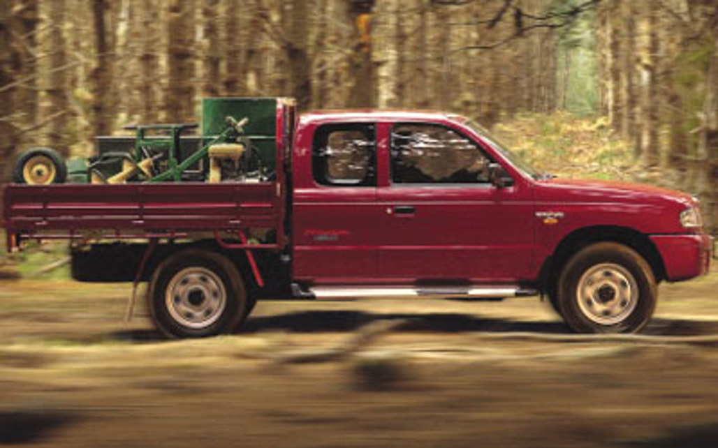 MAZDA BOUNTY 2004 4-Door Ute